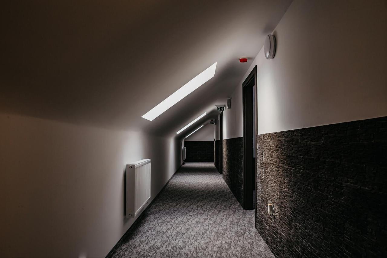 Cedrus Club Hotel Balassagyarmat Экстерьер фото