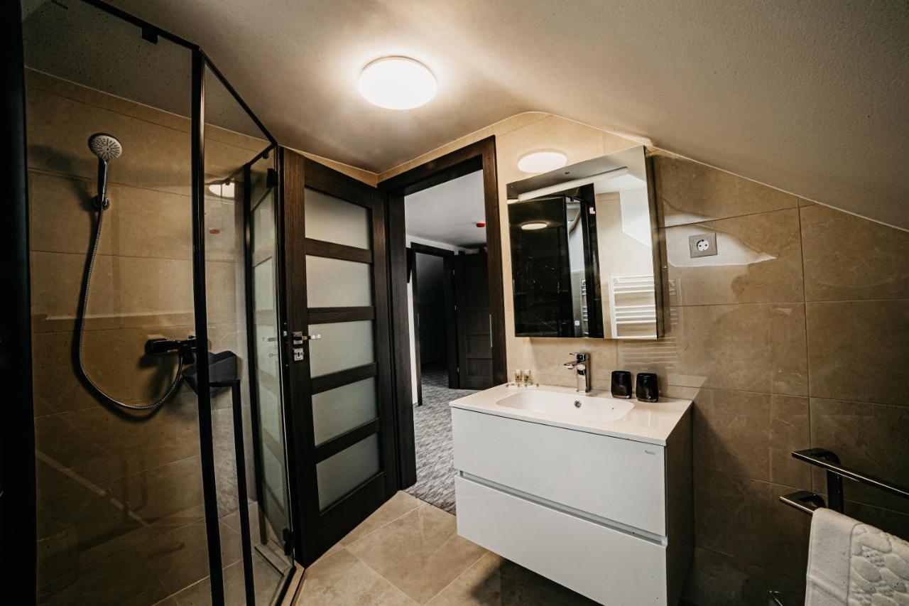 Cedrus Club Hotel Balassagyarmat Экстерьер фото