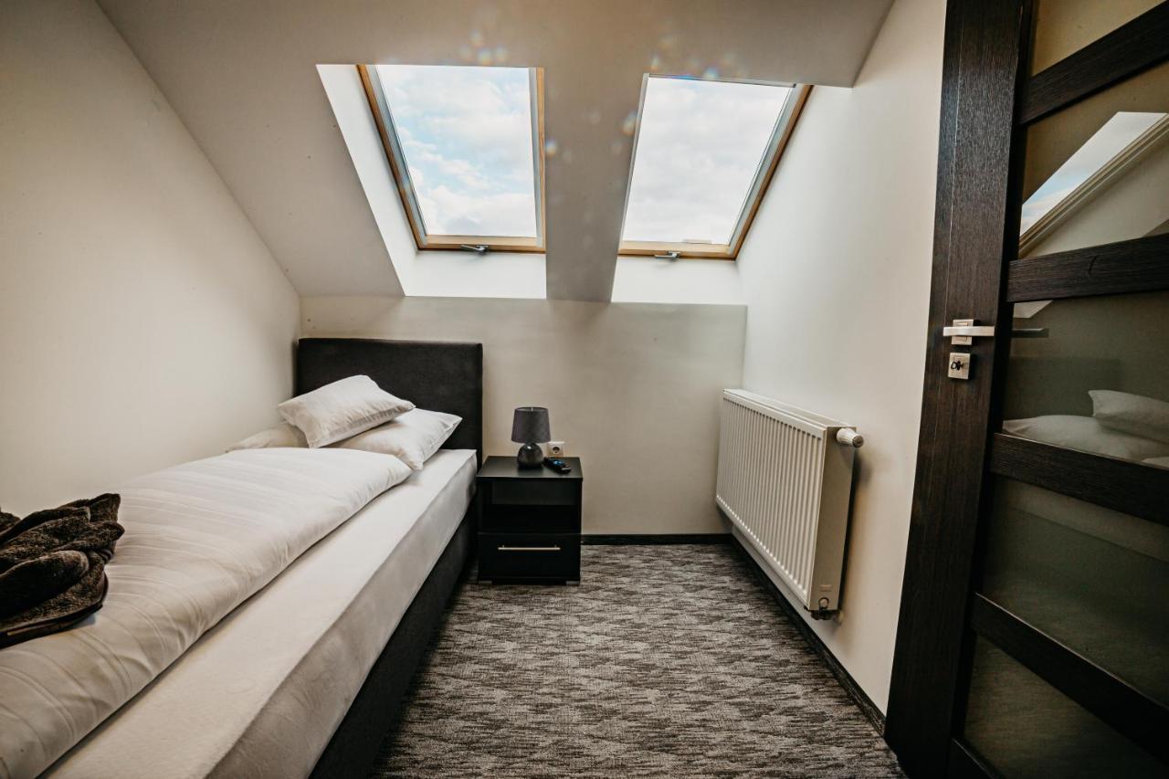 Cedrus Club Hotel Balassagyarmat Экстерьер фото