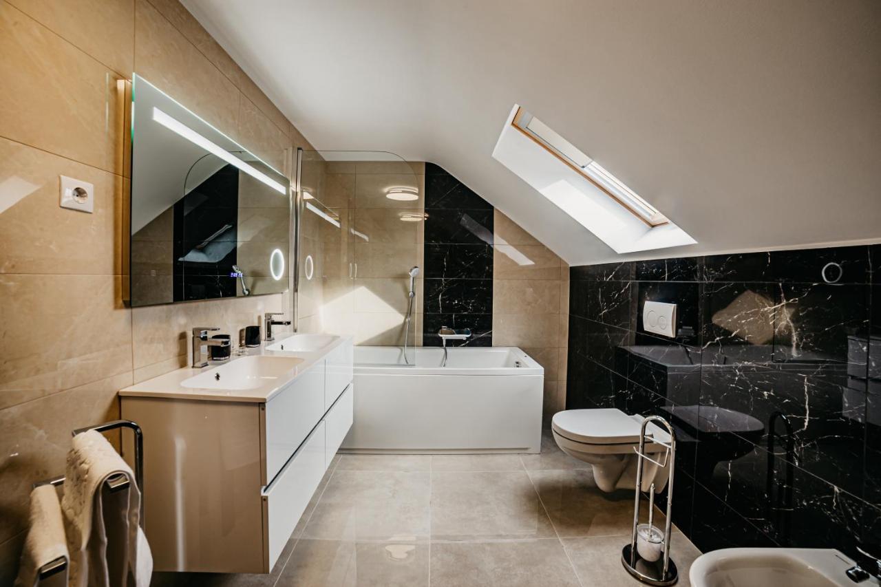 Cedrus Club Hotel Balassagyarmat Экстерьер фото
